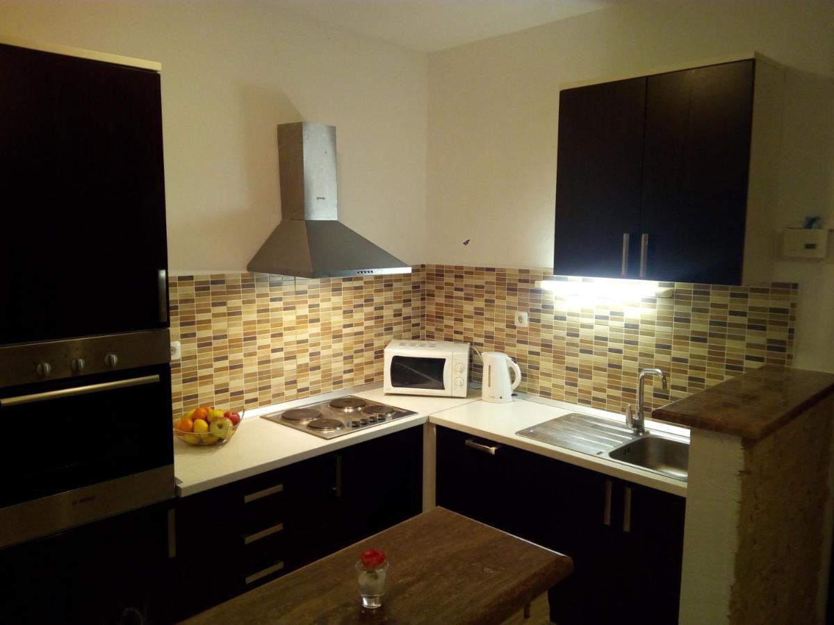 Apartment On The Beach Локва-Рогозниця Екстер'єр фото